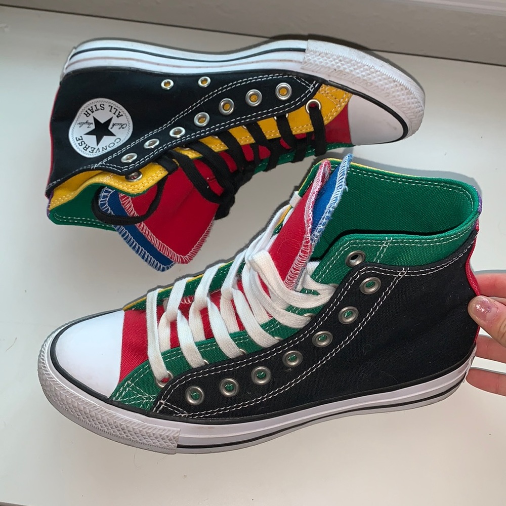 Multicolor Converse size 6M (used)
